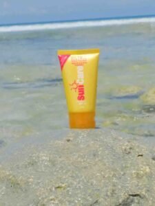 Melindungi Kulit Cantik Indonesia: Review Mendalam Sunscreen Lokal Terbaik
