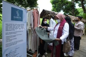 Menjelajahi Keunggulan Lokal: Review Mendalam Produk Perawatan Kulit "Kembang Desa" yang Memukau